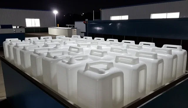 地区差异推动塑料容器加工定制市场区域化发展